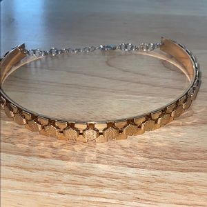 Gold choker (worn once)